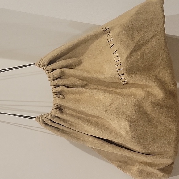 Bottega Veneta Classic Intrecciato Woven Purse - Picture 11 of 11